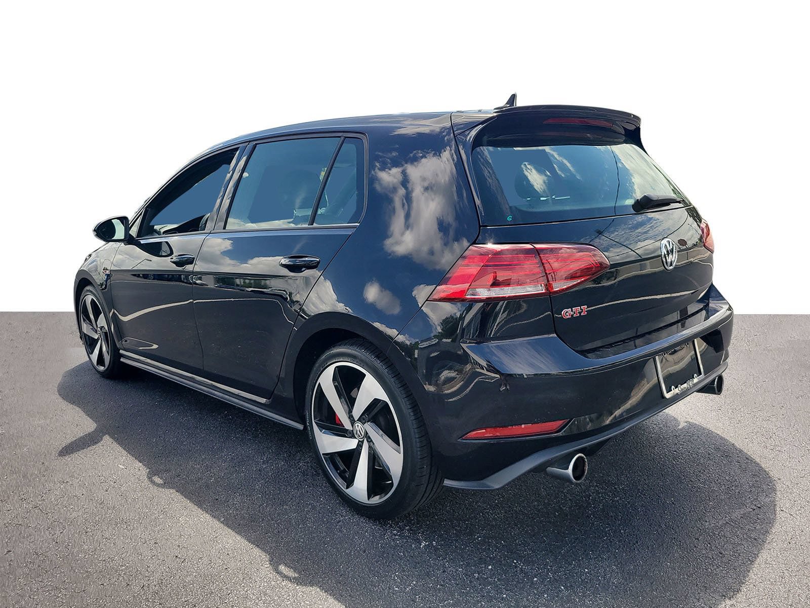 Used 2021 Volkswagen Golf 4-Door FWD image 4