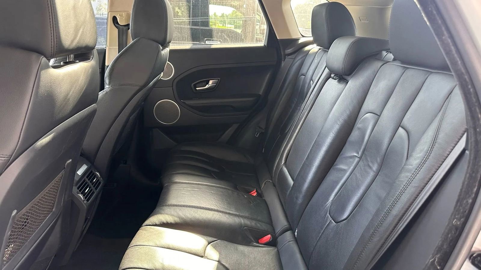 Used 2014 Land Rover Range Rover Evoque Pure Plus image 13