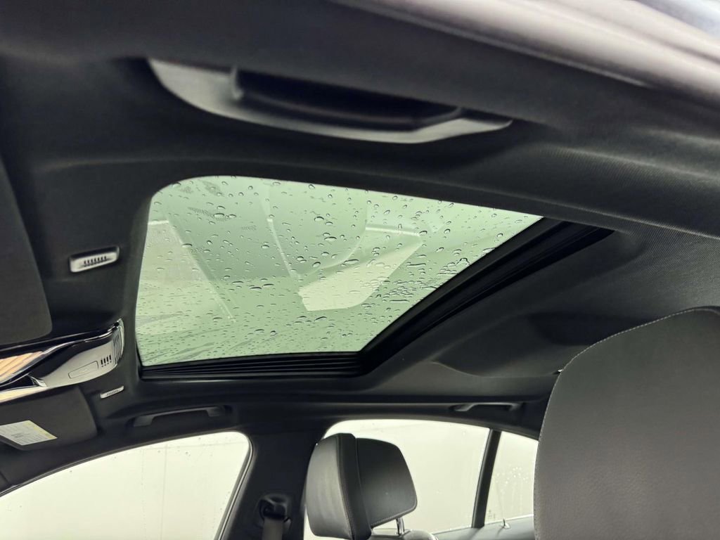 Used 2019 BMW 540i xDrive AWD/4WD image 32