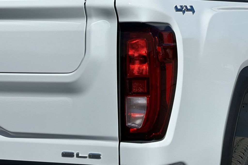 New 2026 GMC Sierra 2500 SLE w/ SLE Value Package; AWD/4WD image 7