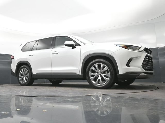Used 2024 Toyota Grand Highlander FWD image 29