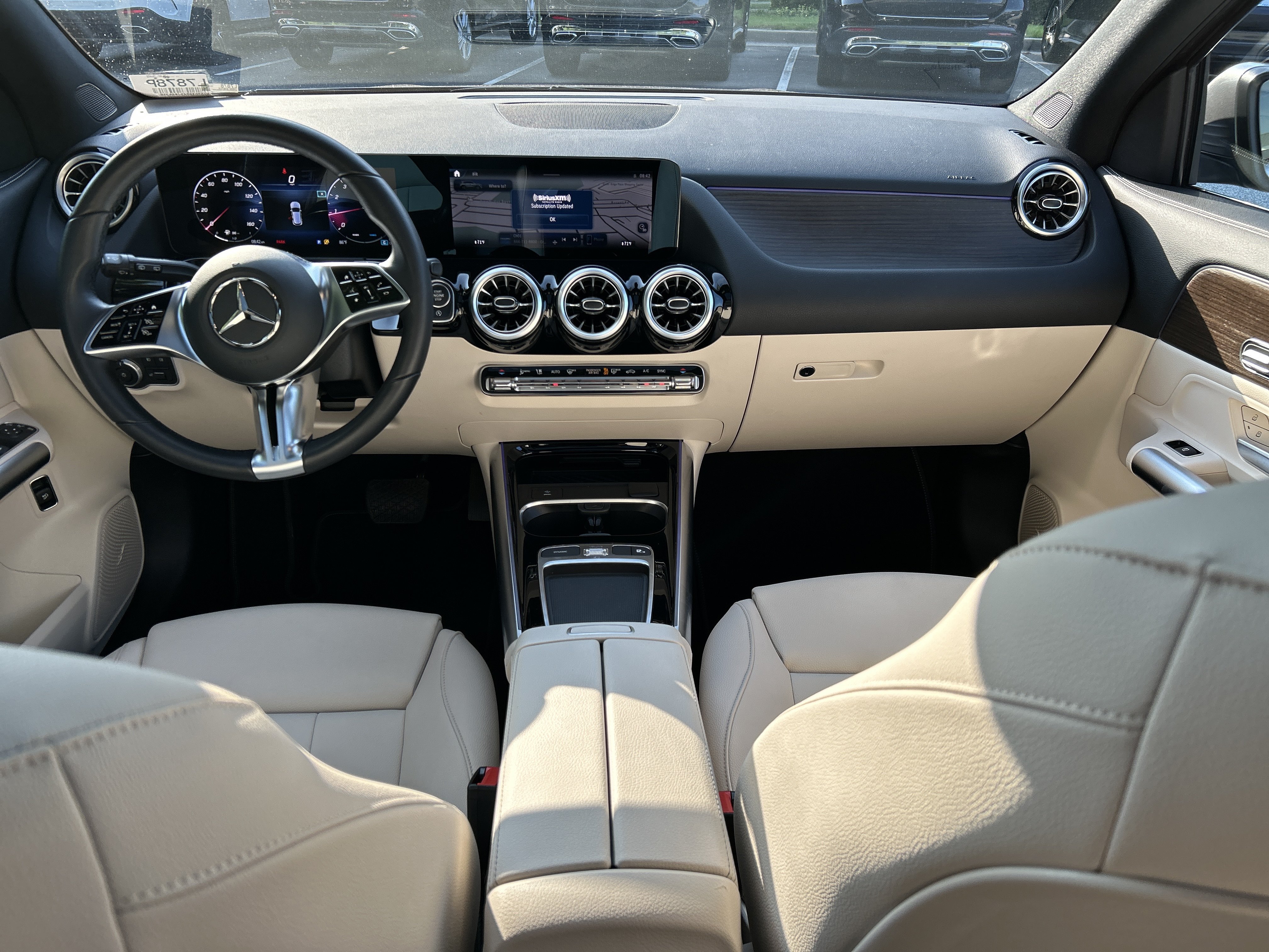 Certified 2025 Mercedes-Benz GLA 250 image 24