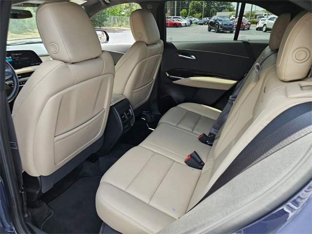 Certified 2025 Cadillac XT4 Premium Luxury image 12