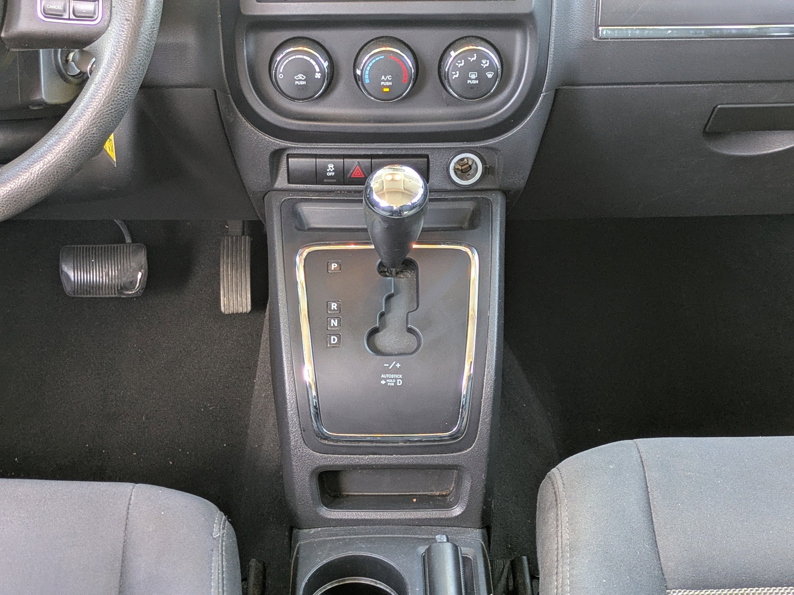 Used 2012 Jeep Patriot Sport FWD image 18