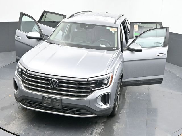 Used 2024 Volkswagen Atlas SE image 40