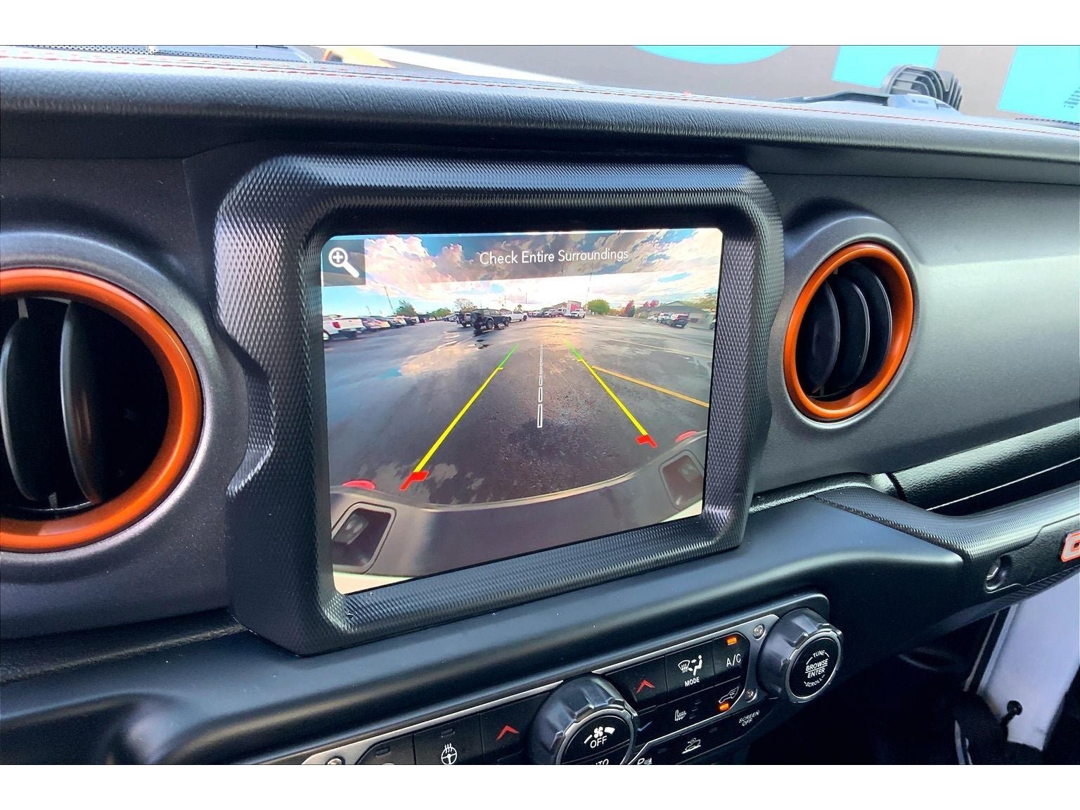 Used 2021 Jeep Gladiator Mojave AWD/4WD image 23