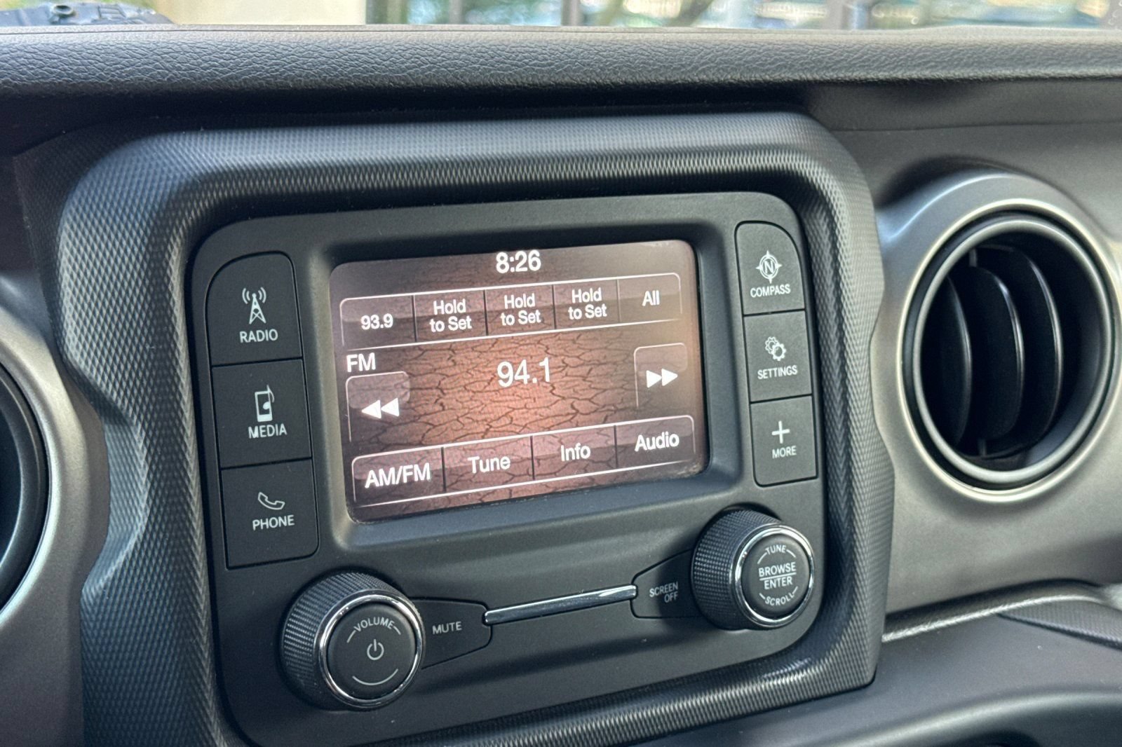 Used 2020 Jeep Wrangler Unlimited Sport S AWD/4WD image 19