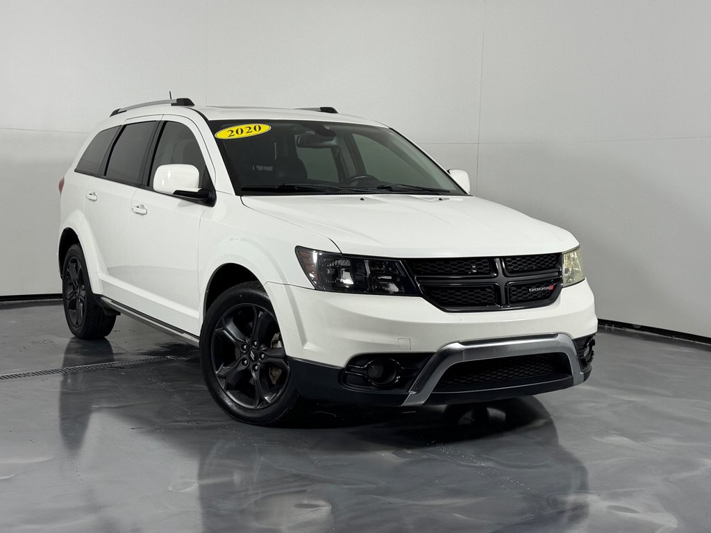 Used 2020 Dodge Journey Crossroad FWD image 2