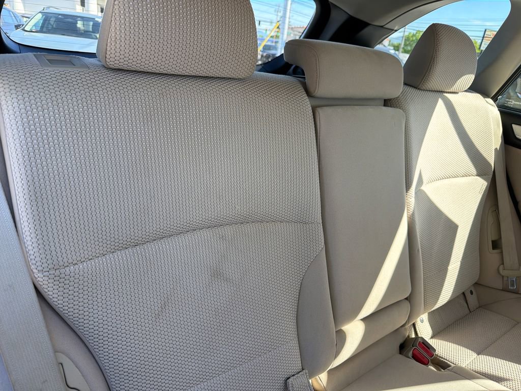 Used 2019 Subaru Outback 2.5i Premium AWD/4WD image 31