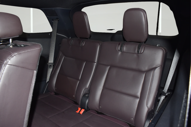 Used 2026 Ford Explorer Platinum AWD/4WD image 12