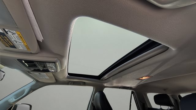 Used 2022 Toyota 4Runner Limited RWD image 19