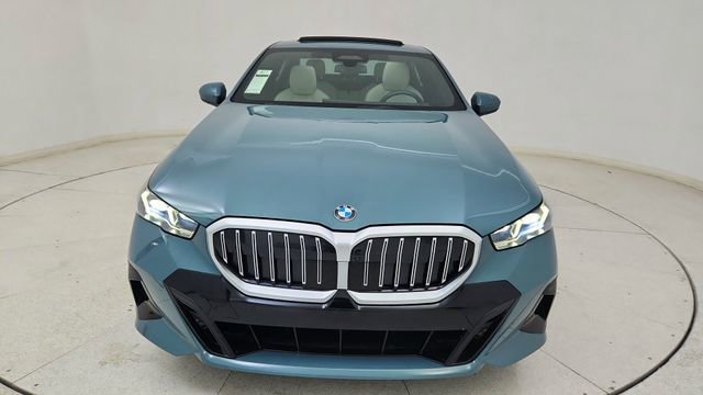 Used 2024 BMW 530i image 13