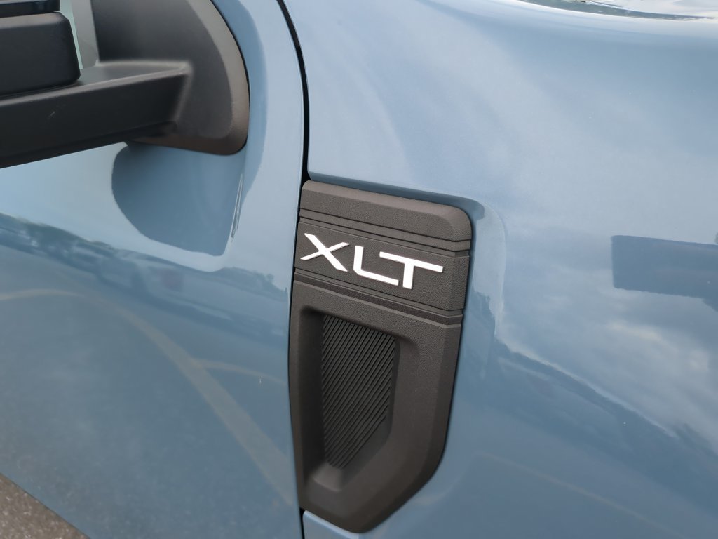Certified 2024 Ford Maverick XLT w/ XLT Luxury Package FWD image 11