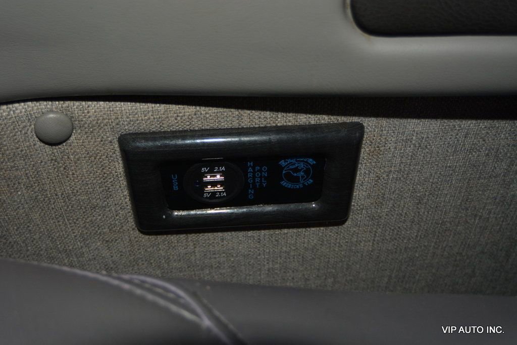 Used 2020 GMC Savana 2500 Extended w/ Enhanced Convenience Package image 33