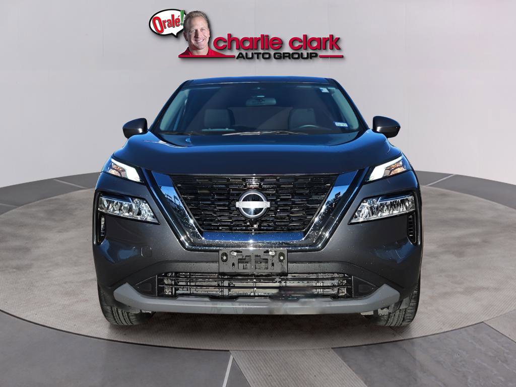 Used 2023 Nissan Rogue SV FWD image 9