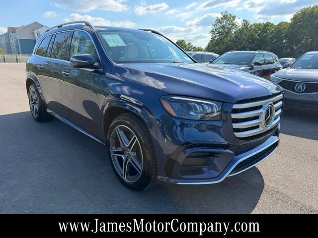 Certified 2026 Mercedes-Benz GLS 450 4MATIC image 4