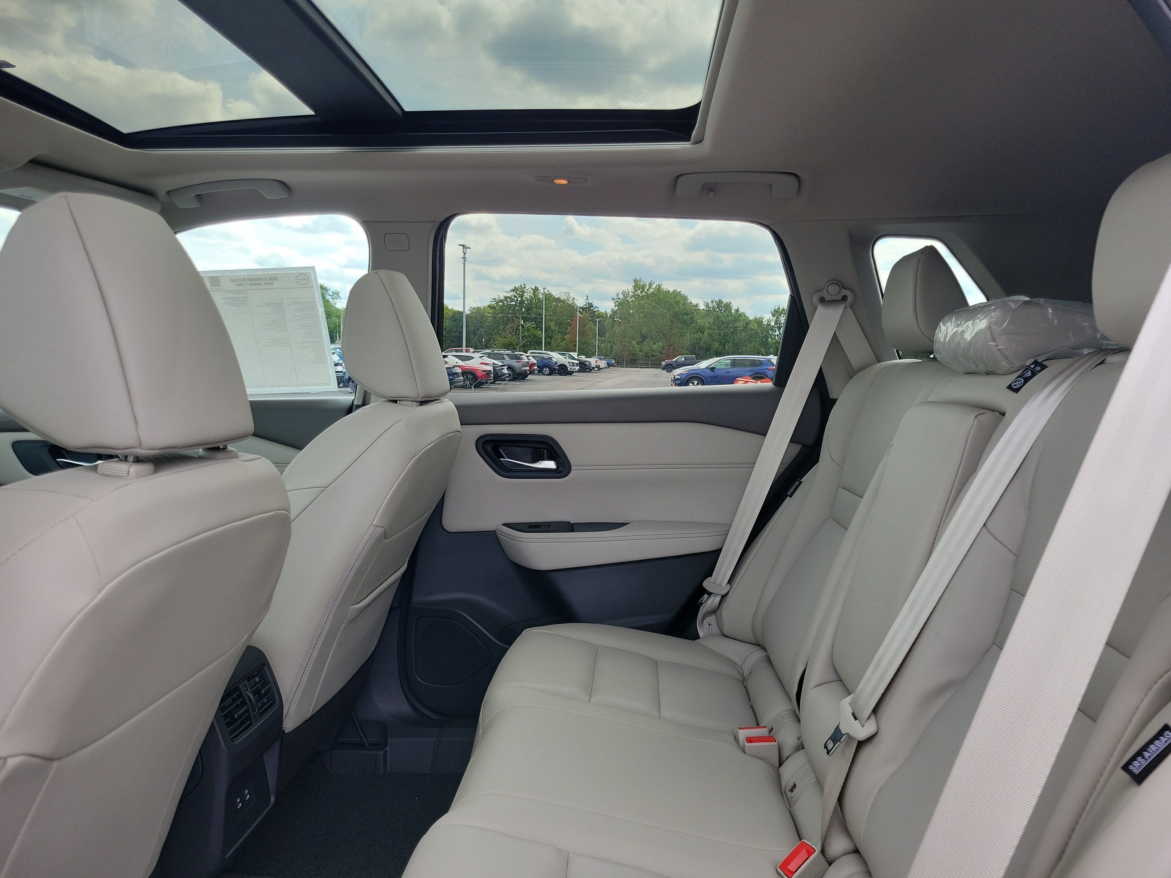 New 2026 Nissan Rogue Dark Armor AWD/4WD image 11