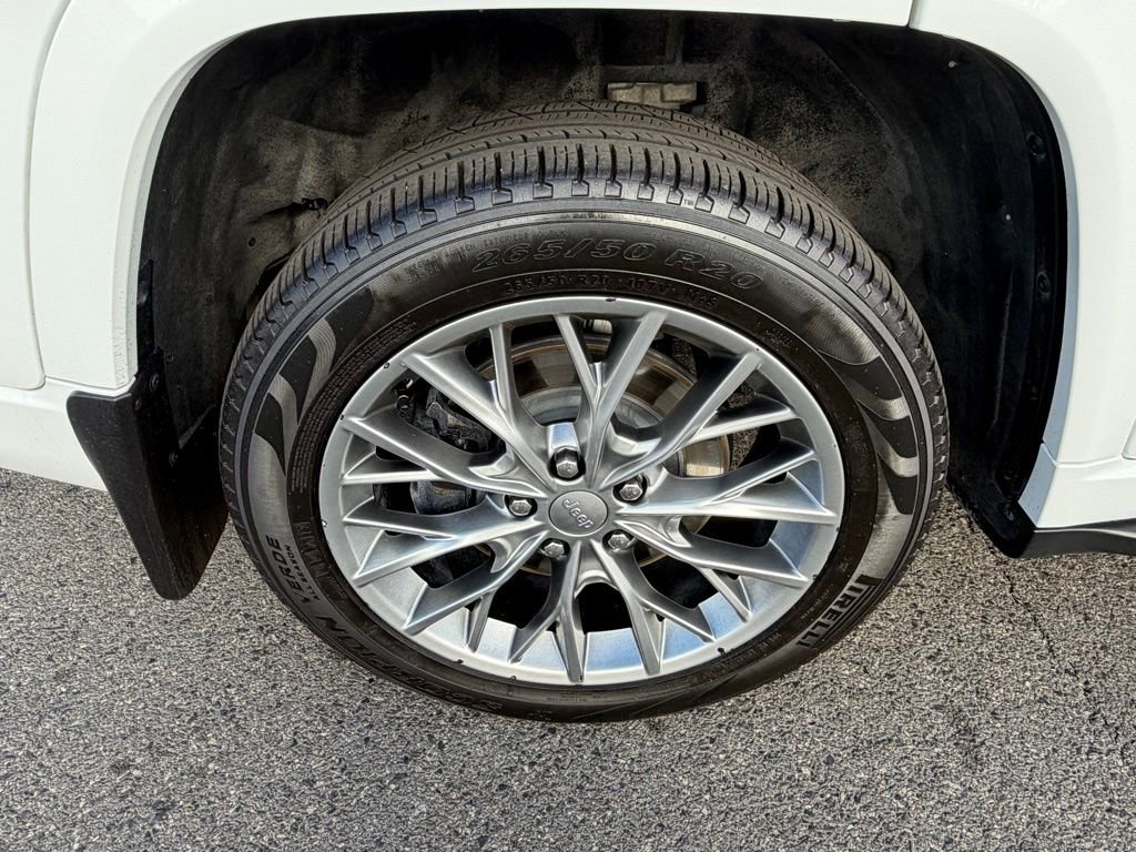 Certified 2024 Jeep Grand Cherokee L Summit w/ MOPAR Finishing Package image 14