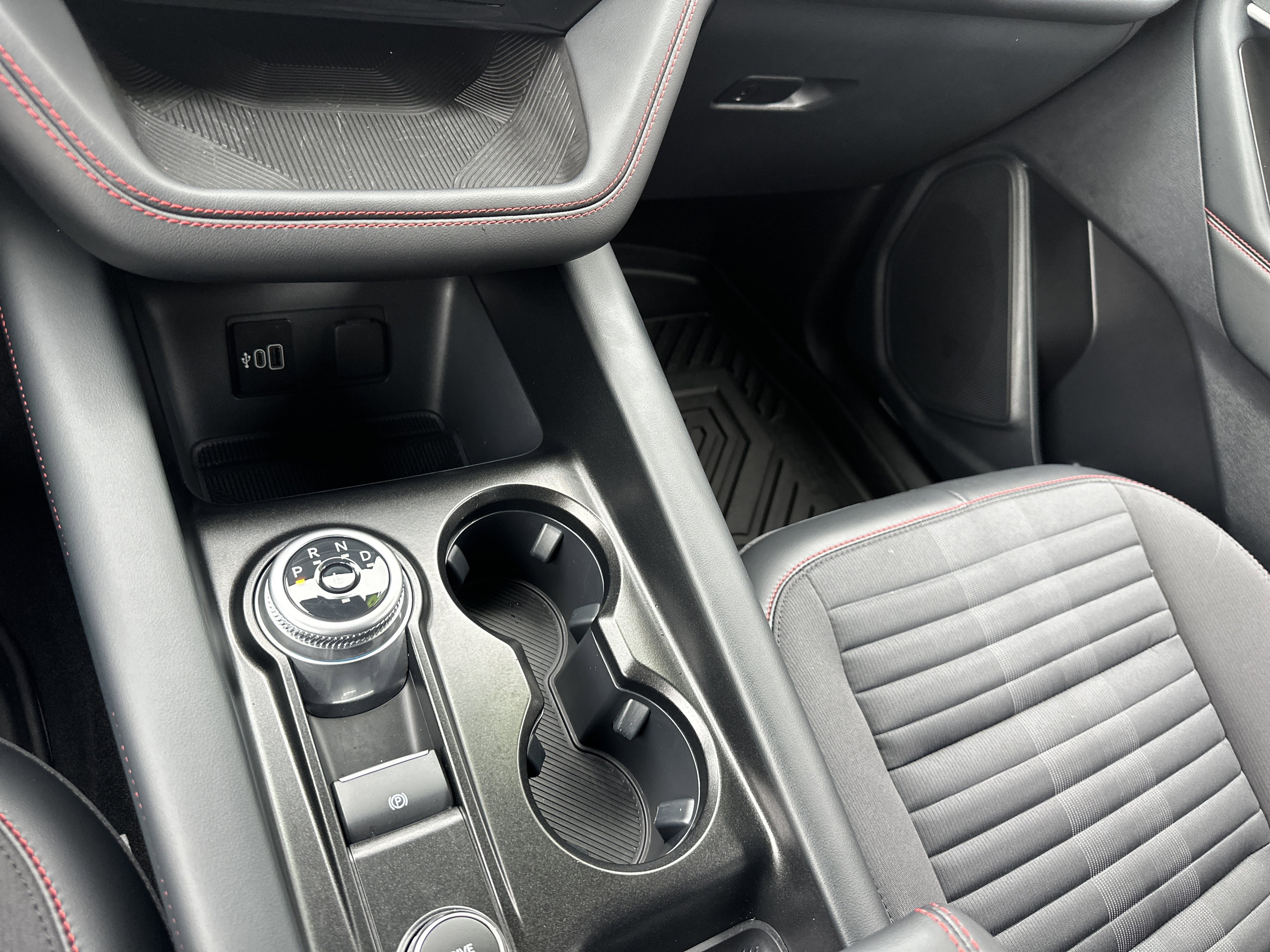 Used 2026 Ford Explorer ST-Line w/ Premium Package RWD image 18