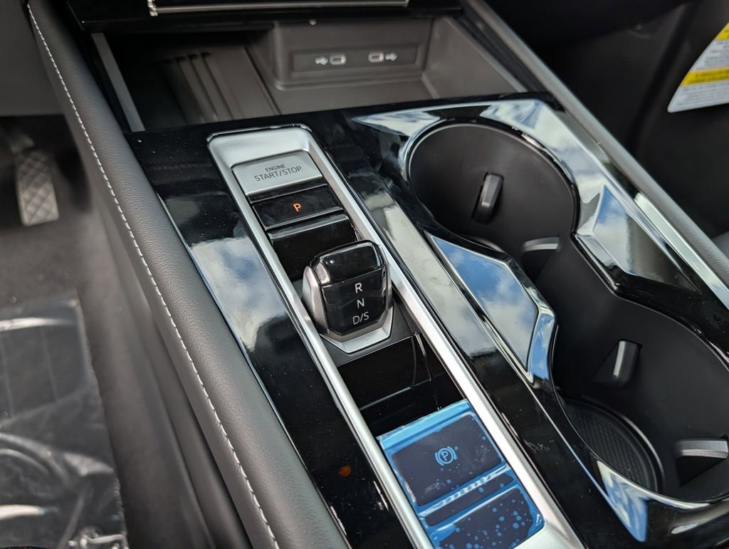 New 2026 Volkswagen Atlas SE image 12