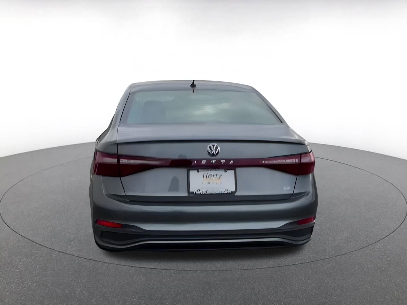 Used 2025 Volkswagen Jetta SE image 16