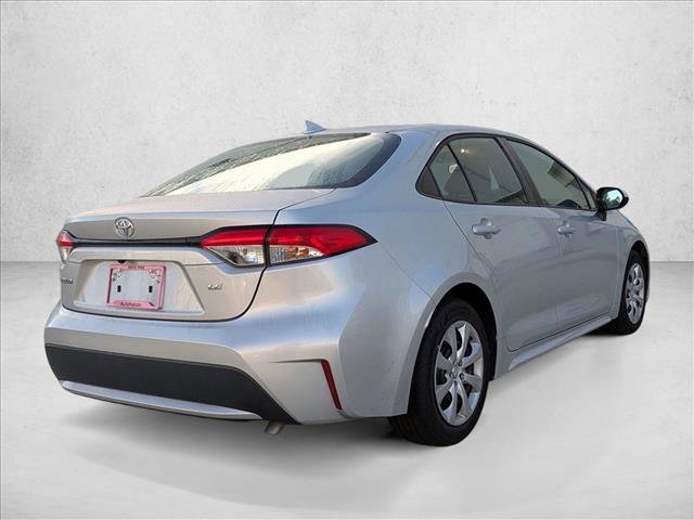 Used 2020 Toyota Corolla LE image 5