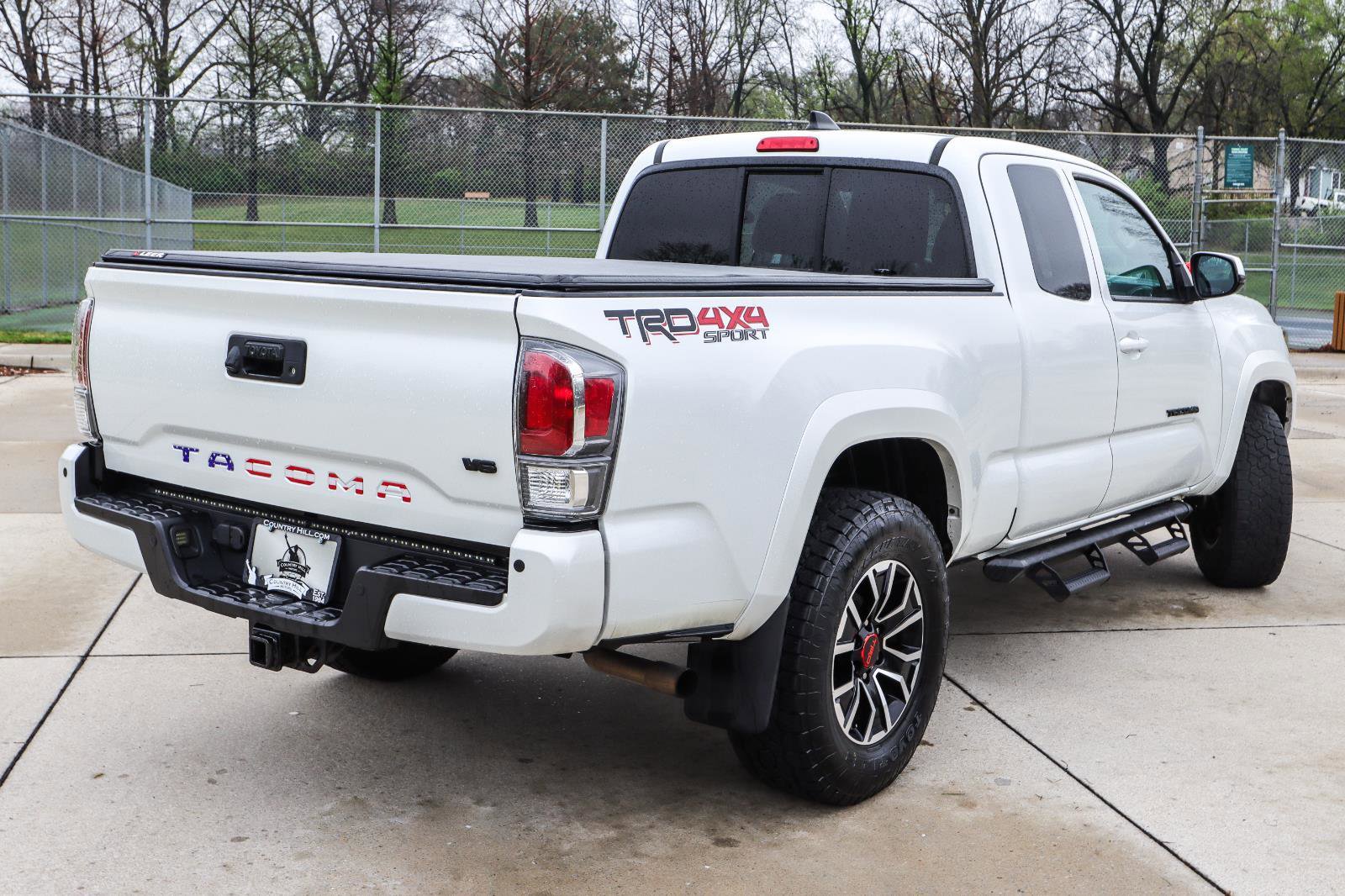 Used 2021 Toyota Tacoma TRD Sport w/ TRD Premium Sport Package AWD/4WD image 22