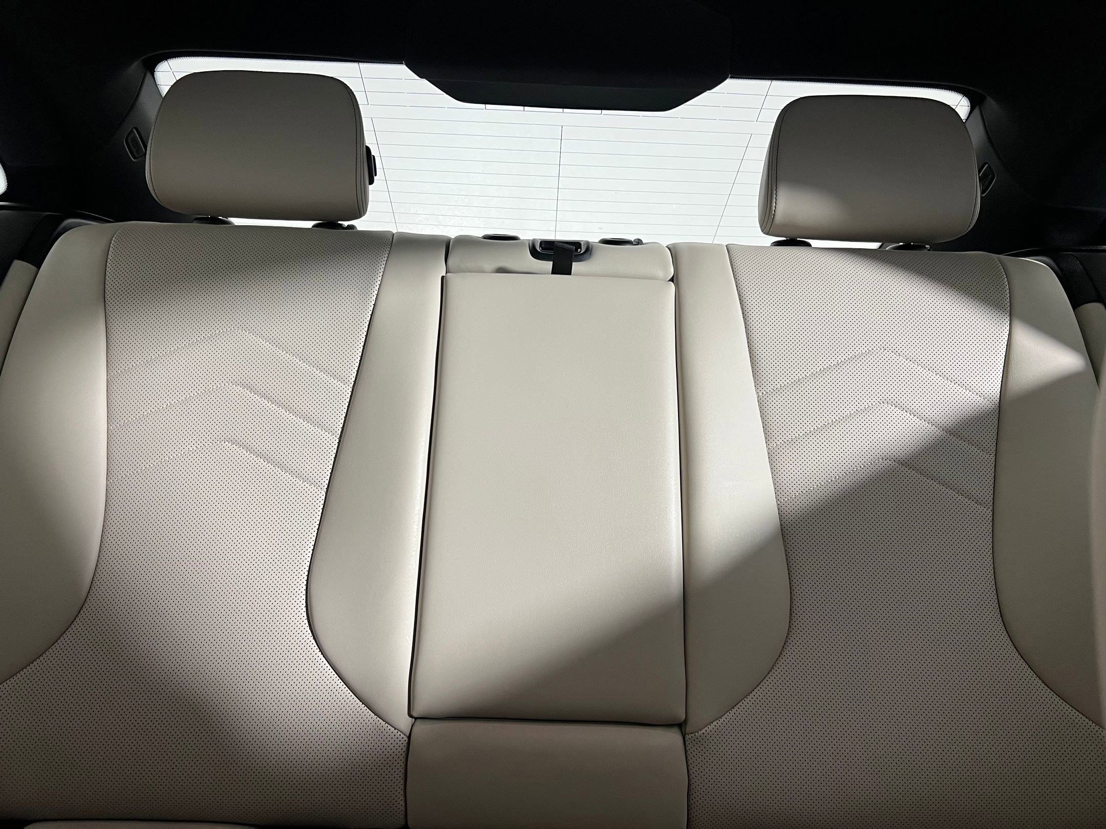 Used 2025 BMW M235i xDrive w/ Premium Package image 31