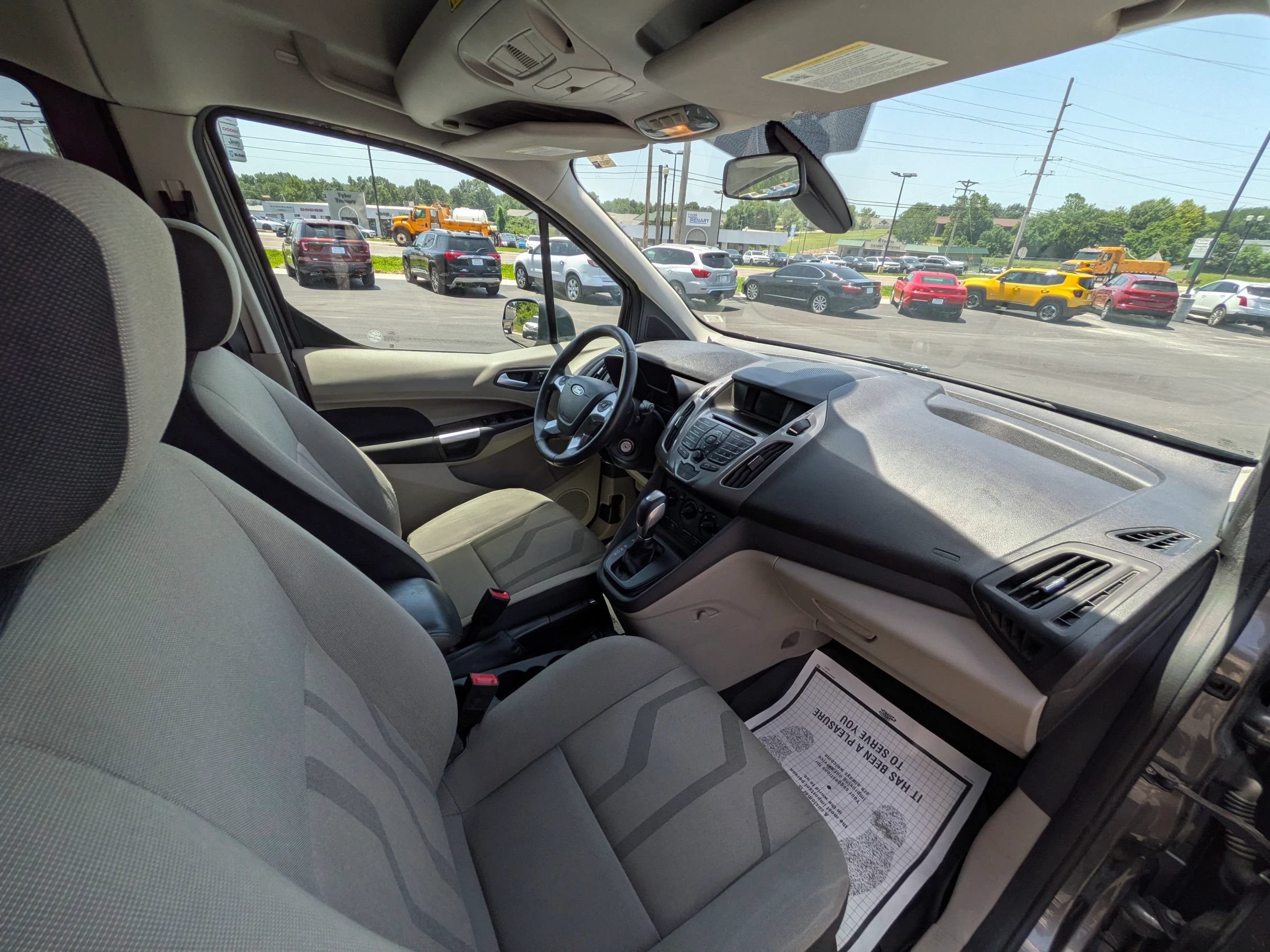 Used 2015 Ford Transit Connect XLT FWD image 35