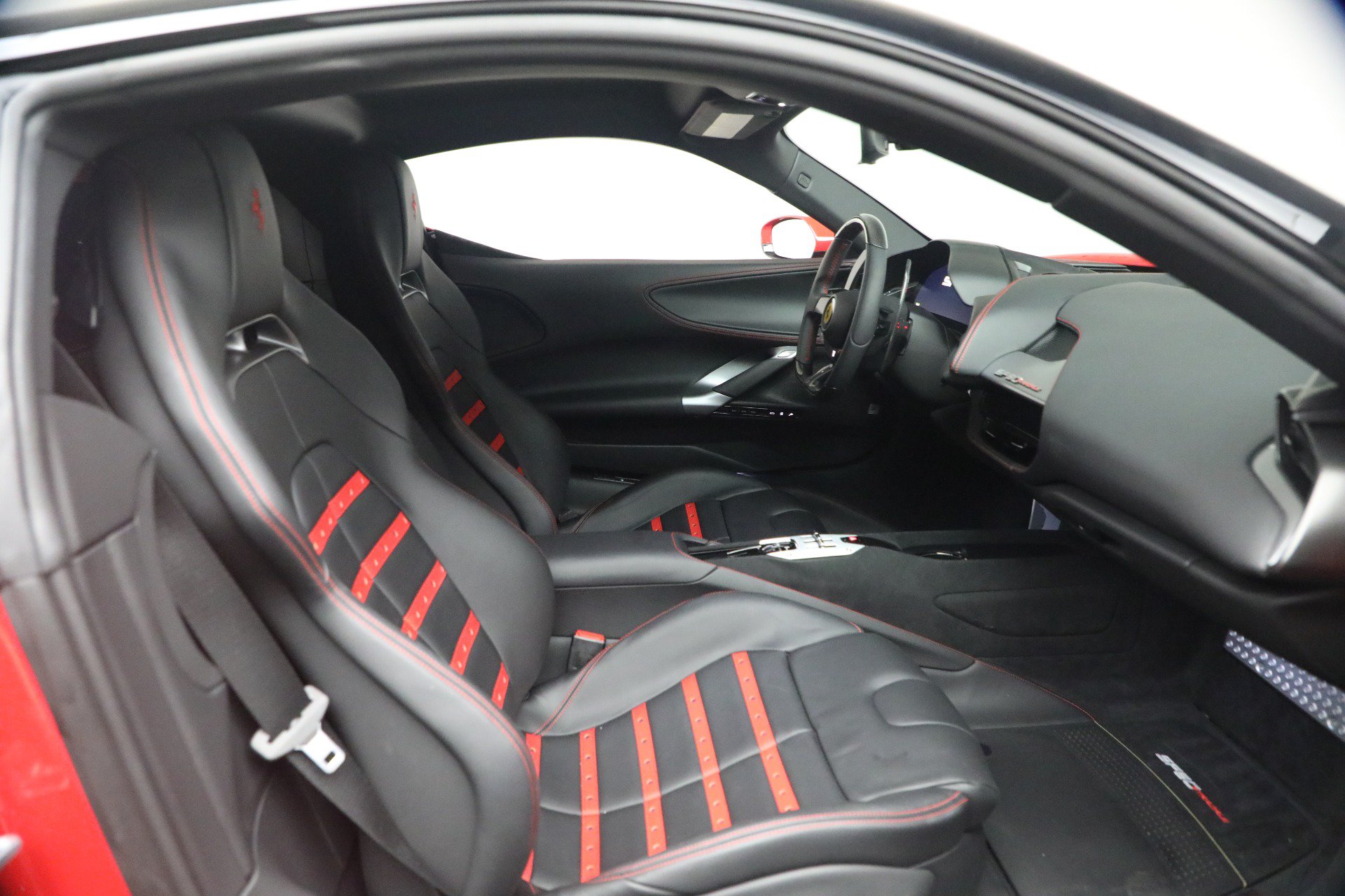 Used 2023 Ferrari SF90 Stradale AWD/4WD image 18