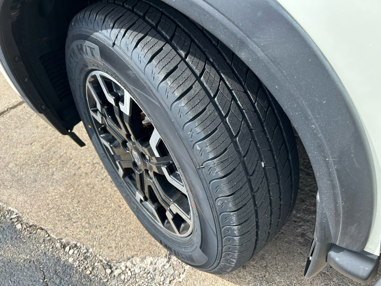 Used 2020 Nissan Pathfinder SL image 28