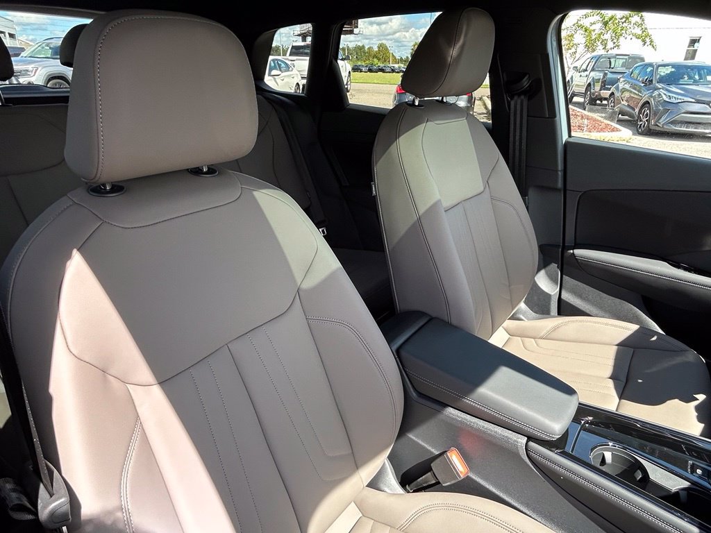 New 2026 Audi Q3 quattro 2.0T AWD/4WD image 41