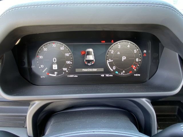 Used 2024 Land Rover Defender 110 X-Dynamic SE image 8