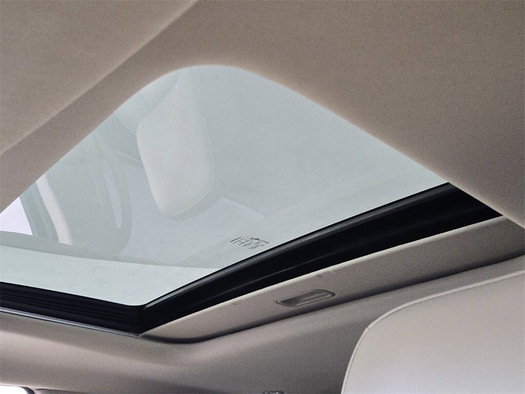 Used 2021 Jeep Grand Cherokee Limited image 10