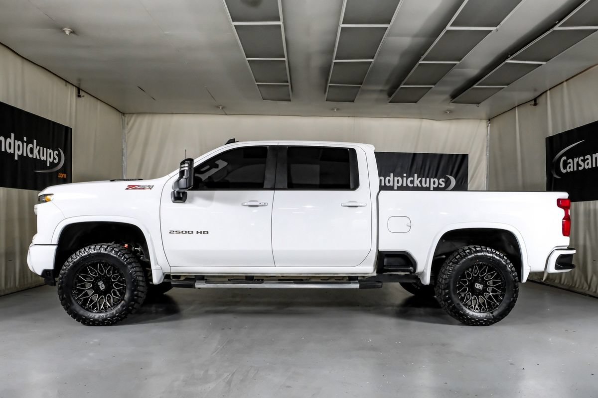 Used 2025 Chevrolet Silverado 2500 LT AWD/4WD image 12