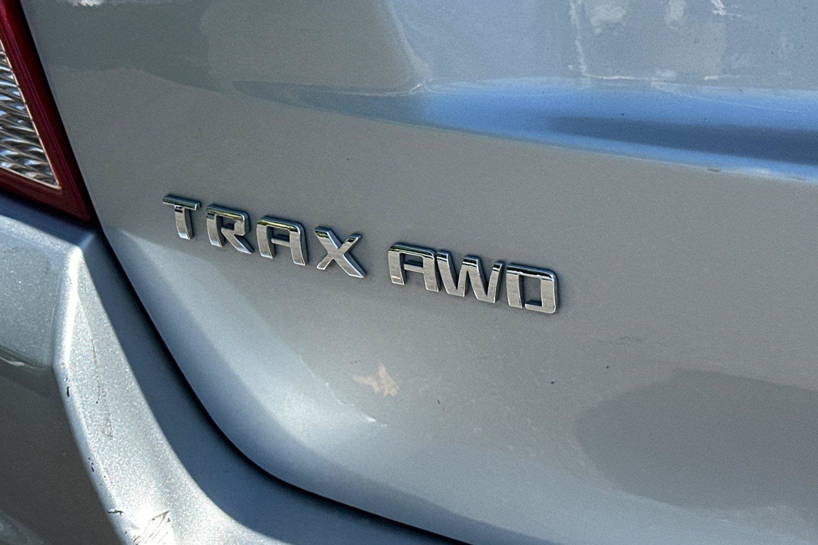 Used 2022 Chevrolet Trax LS w/ Tint and Cruise Package AWD/4WD image 25