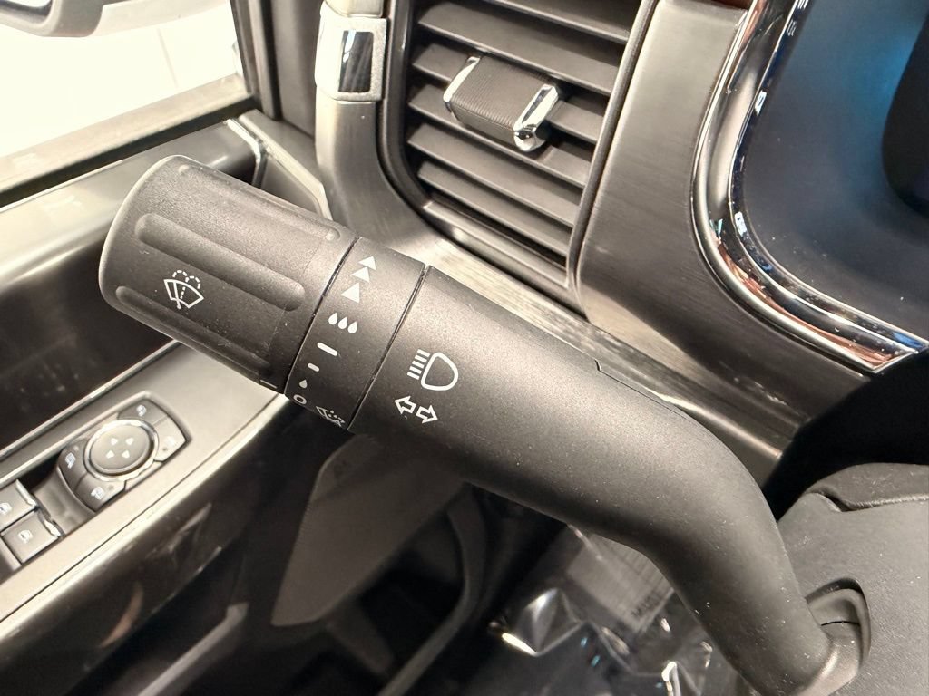 Used 2022 Ford F150 Lariat w/ Equipment Group 502A High AWD/4WD image 37