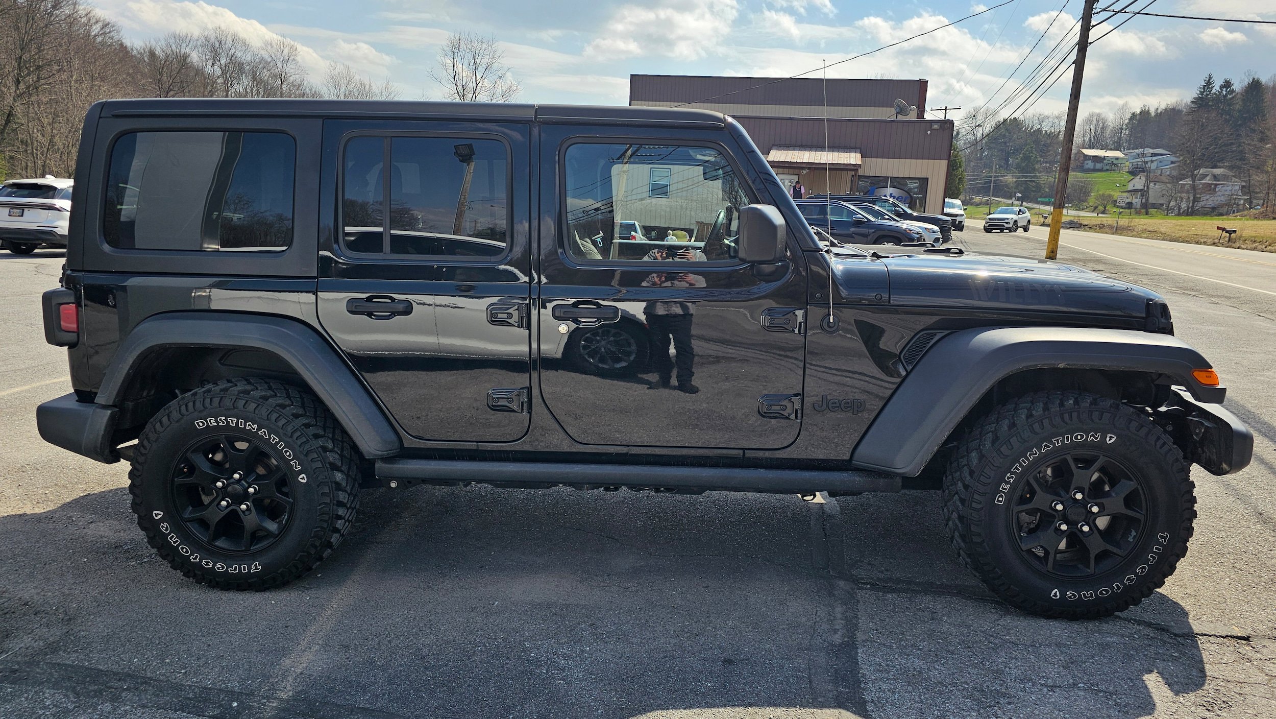 Used 2021 Jeep Wrangler Unlimited Sport AWD/4WD image 6