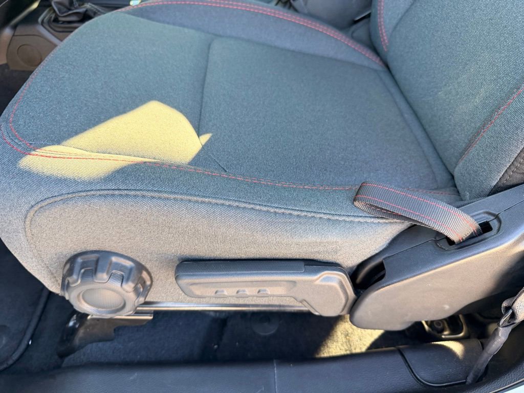 Used 2024 Jeep Wrangler Unlimited Rubicon w/ Technology Group image 15