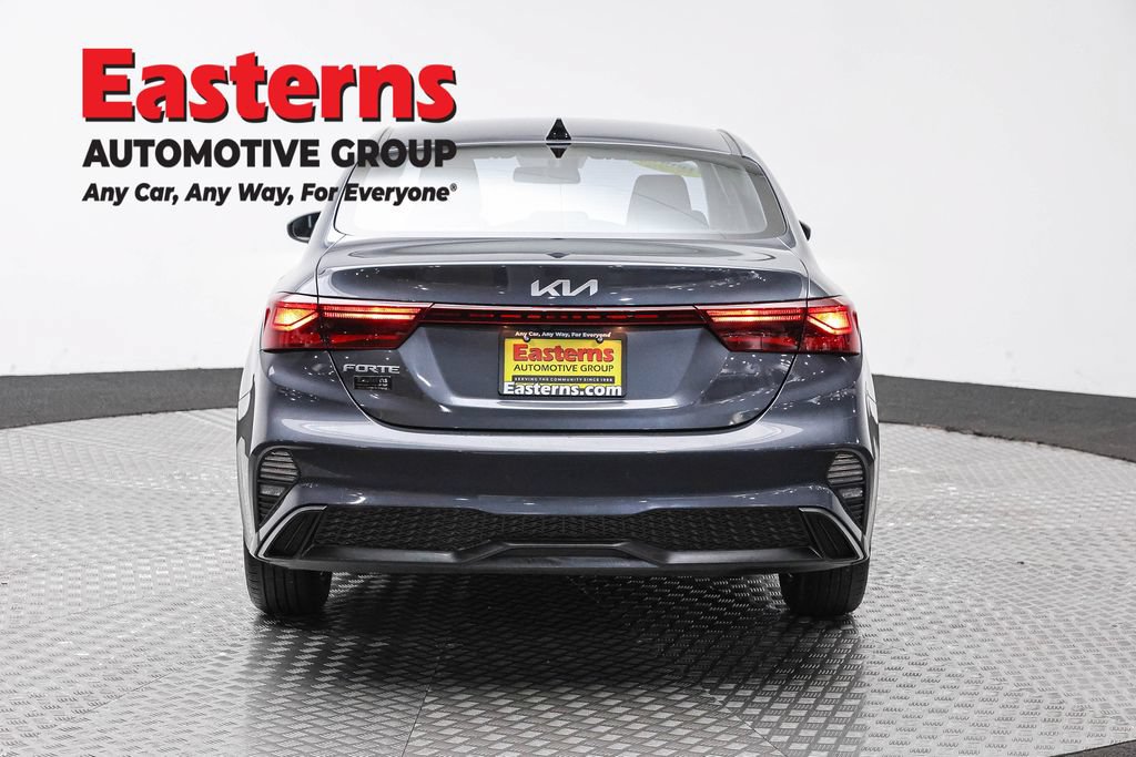 Used 2024 Kia Forte LXS FWD image 8