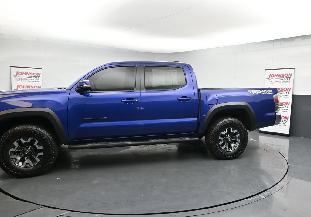 Used 2023 Toyota Tacoma TRD Off-Road image 5