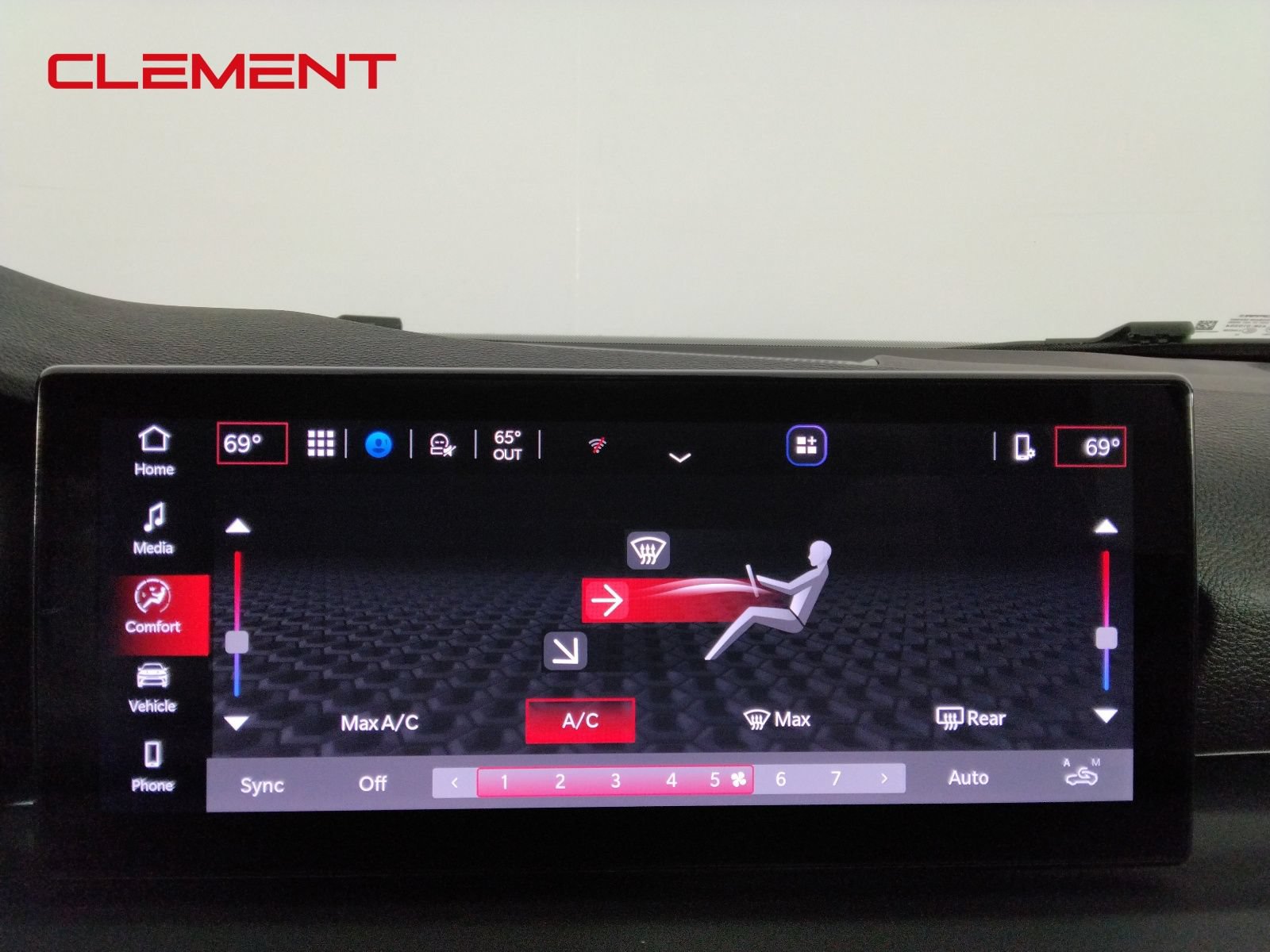Used 2025 Dodge Hornet GT AWD/4WD image 18