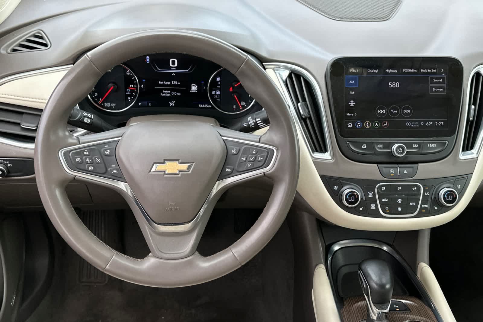 Used 2024 Chevrolet Malibu LT FWD image 15
