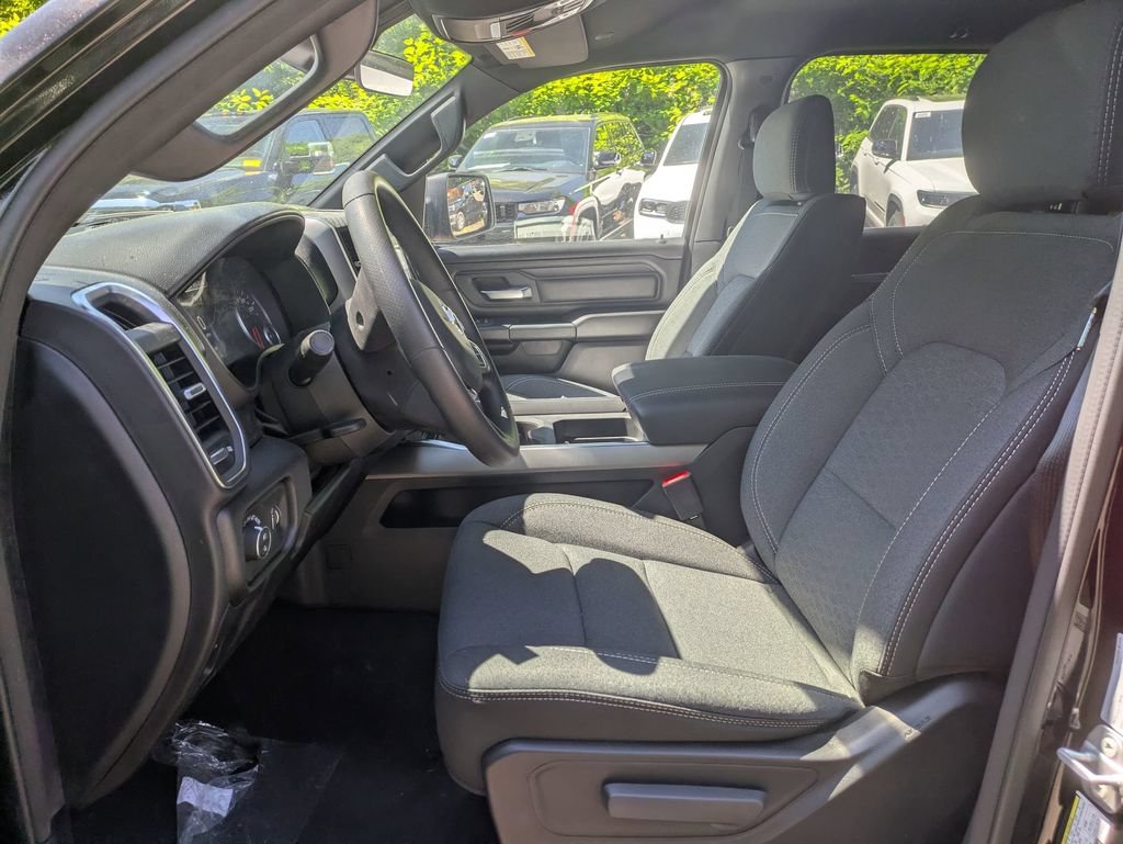 New 2026 RAM 1500 Express AWD/4WD image 12