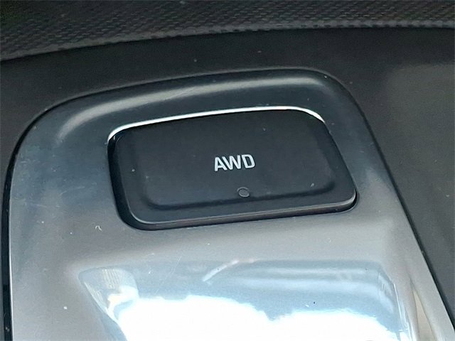 Used 2022 Chevrolet Equinox LS image 17