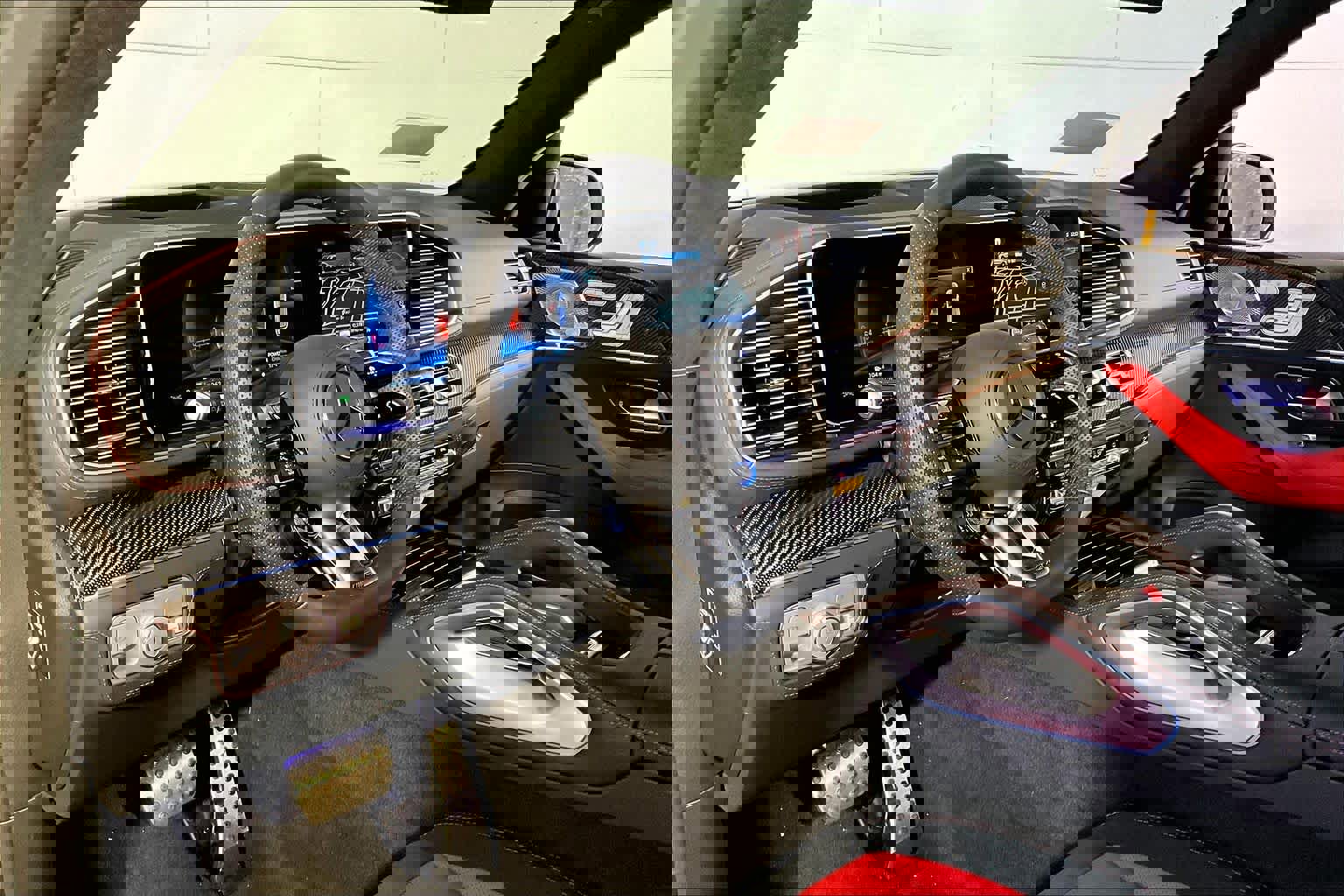 New 2026 Mercedes-Benz GLE 63 AMG S image 9