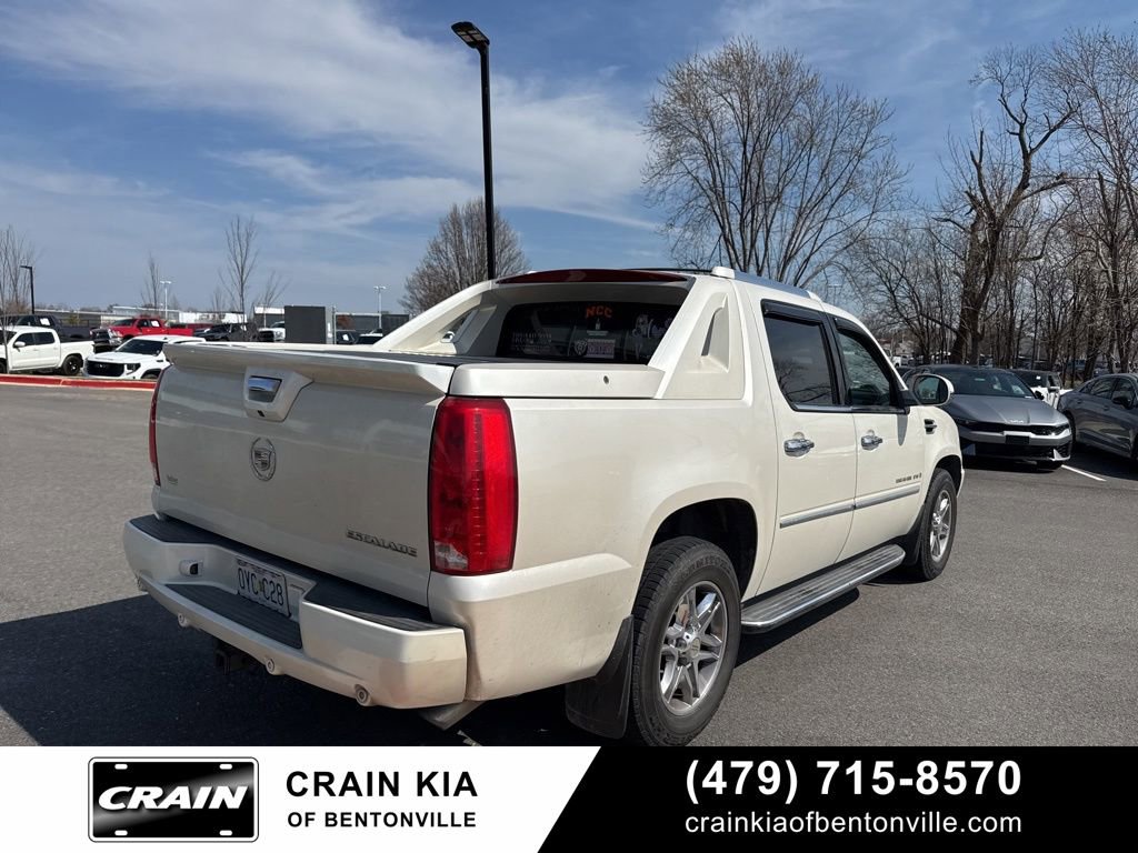 Used 2008 Cadillac Escalade EXT image 5