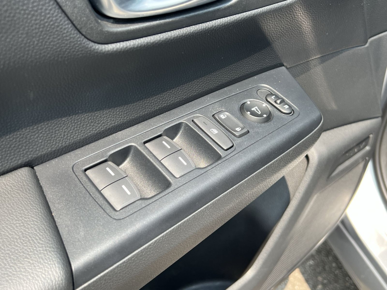 Used 2024 Honda CR-V Sport-L image 12