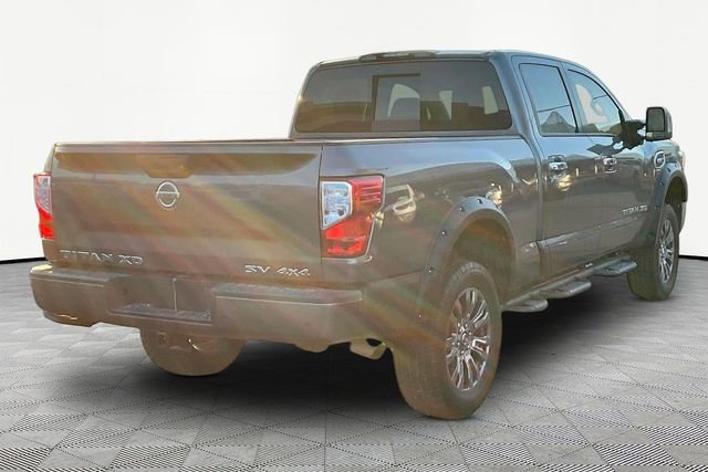 Used 2021 Nissan Titan SV w/ SV Convenience Package image 5