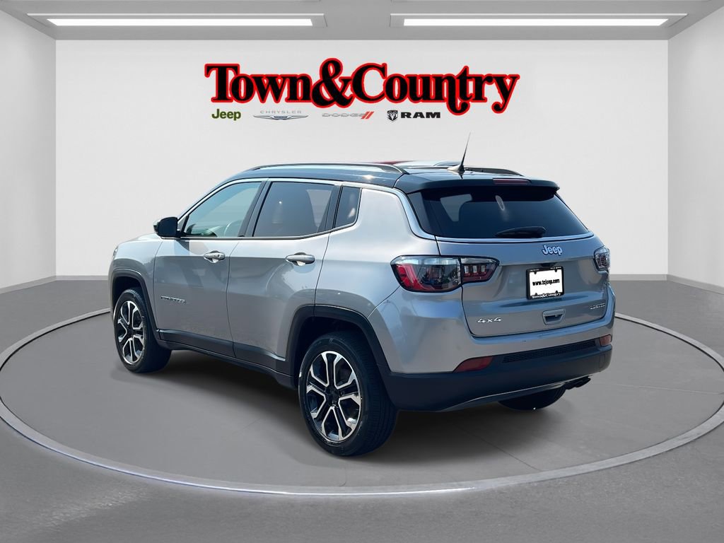 Certified 2022 Jeep Compass Limited w/ Sun and Sound Group AWD/4WD image 7